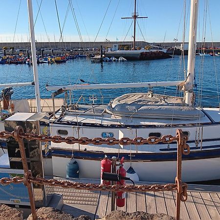 Marina Oasis, Your Boatel プエルト・カレロ エクステリア 写真